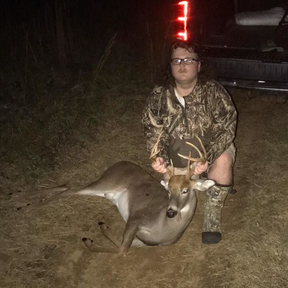 Meet your Posher, Hunter - Picture 1 of 1